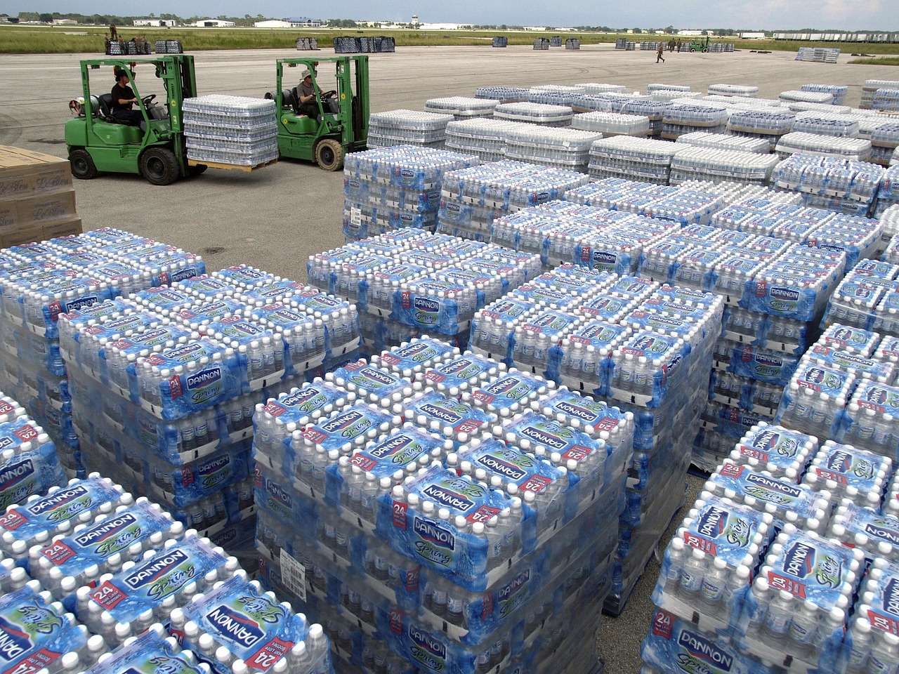pierson, florida, nature, water, forklifts, cases, pallets, hurricane relief, bottled, outside, blue bottle